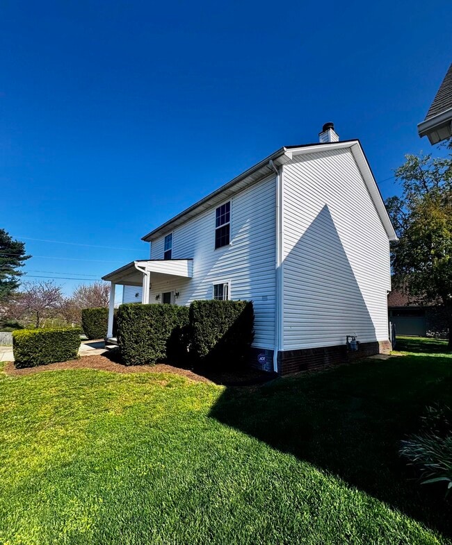 Building Photo - 2469 English Station Dr