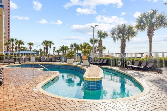 Building Photo - 5200 N Ocean Blvd