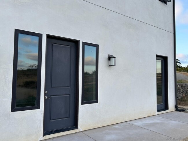 Building Photo - 16402 Rio Vista Rd