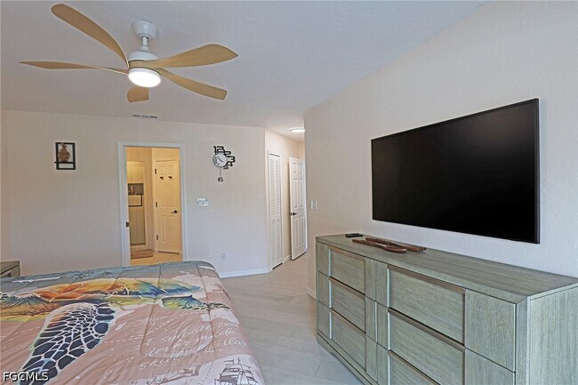 Building Photo - 11921 Seabreeze Cove Ln