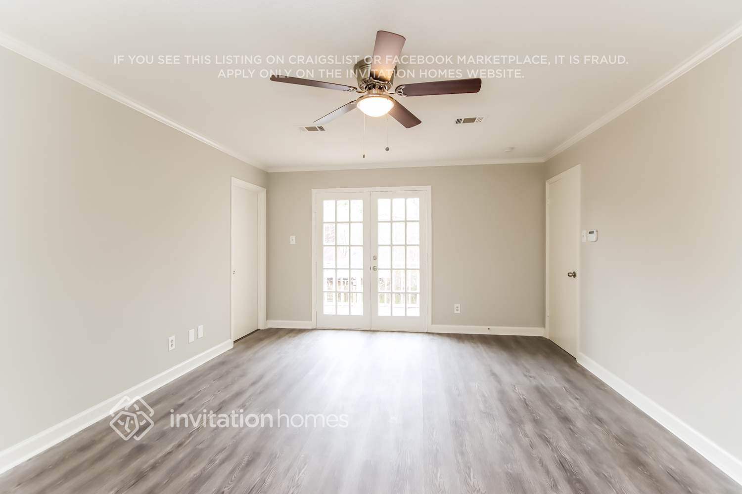 Building Photo - 3807 El James Dr