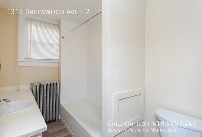 Building Photo - 1319 Greenwood Ave