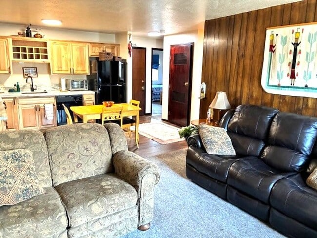 Building Photo - Winter Seasonal Rental- Dillon Valley East...