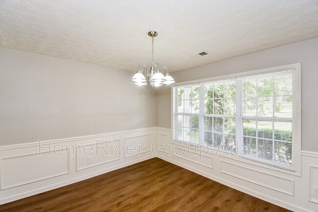 Building Photo - 322 Berkley Dr
