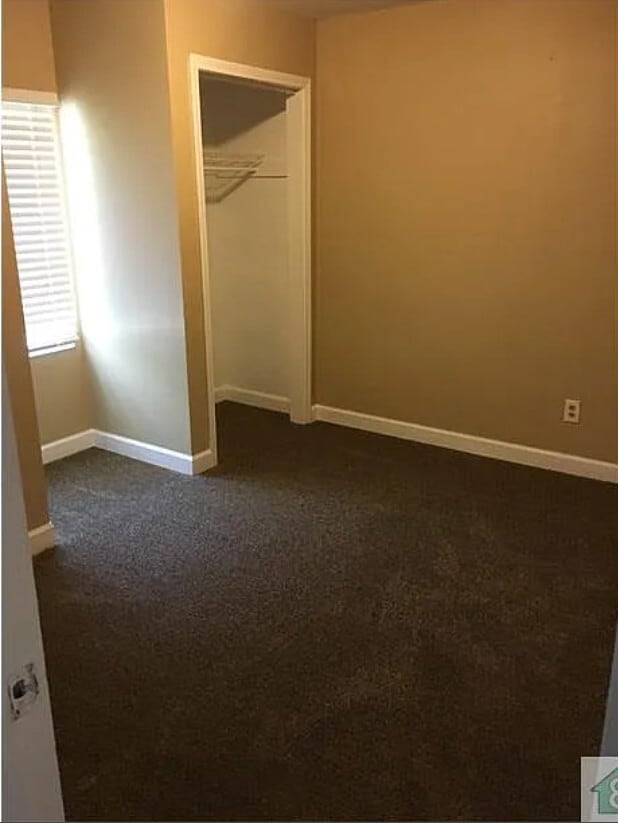 Building Photo - 3761 Alta Vista Dr