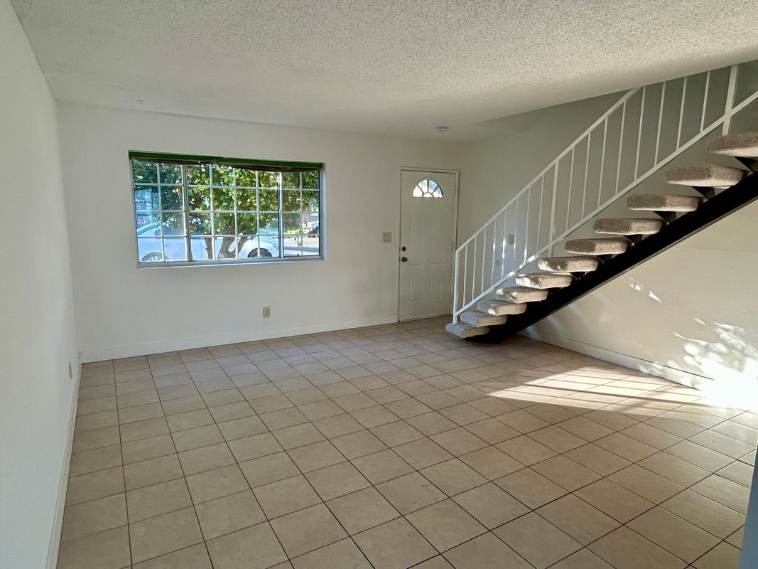 Building Photo - 6340 Orange Ave