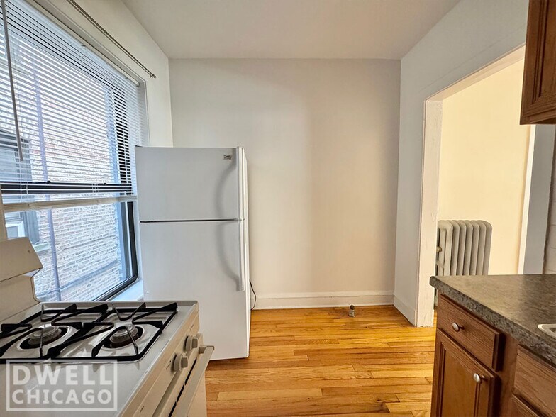Building Photo - 2648 N Spaulding Ave