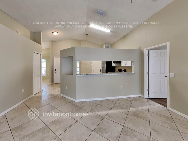 Building Photo - 16015 Buxley Ct