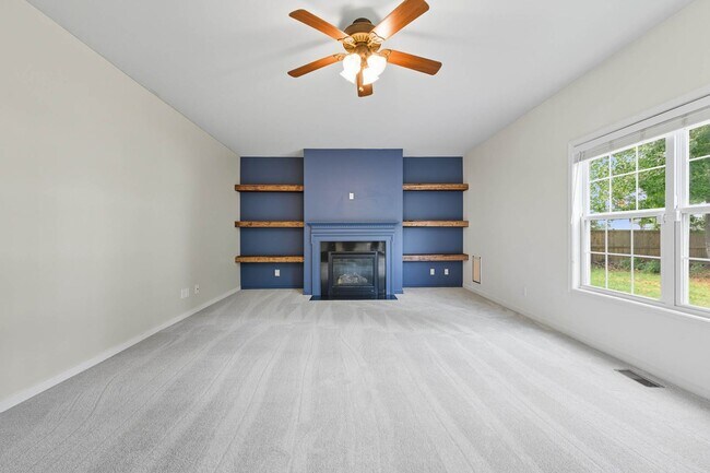 Building Photo - 22030 Lake Jordan Dr