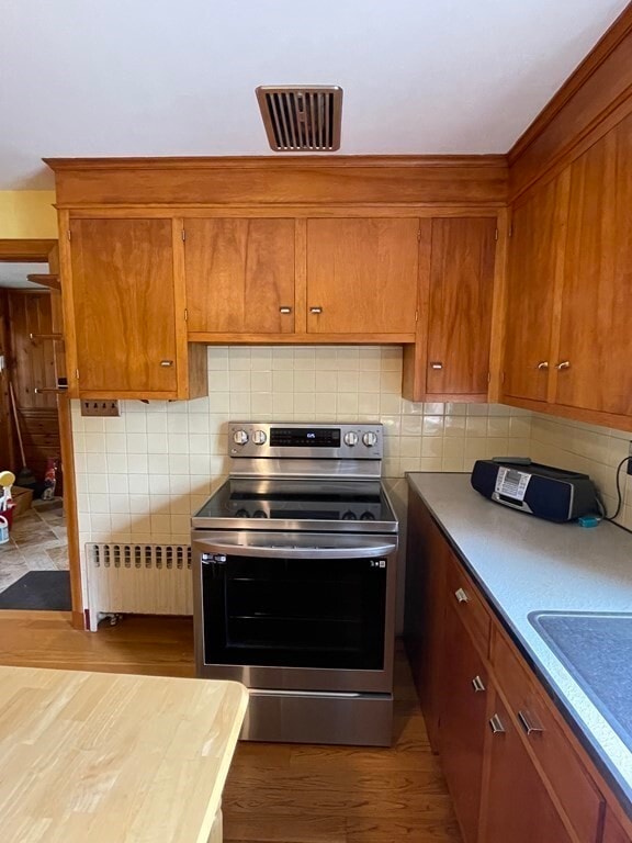 Building Photo - 204 Follen Rd