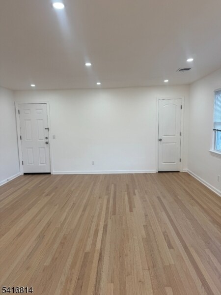 Building Photo - 18 Washburn Pl