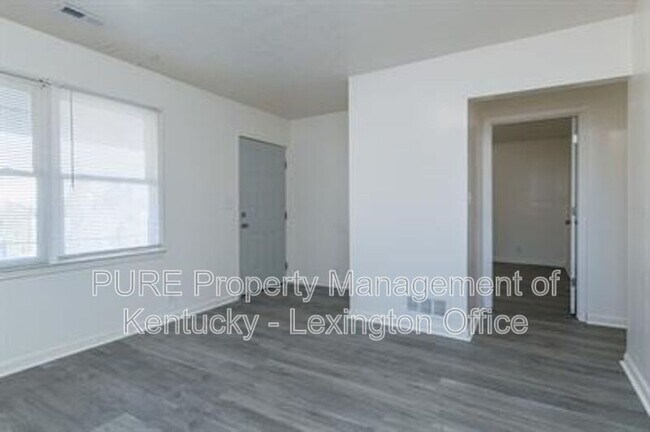 Building Photo - 566 N Martin Luther King Blvd