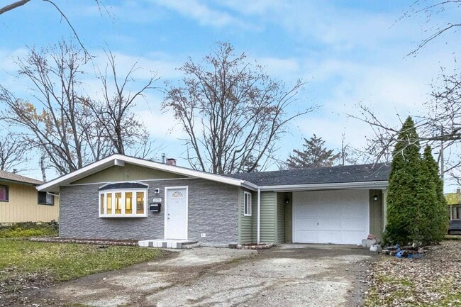 Building Photo - 22339 Strassburg Ave