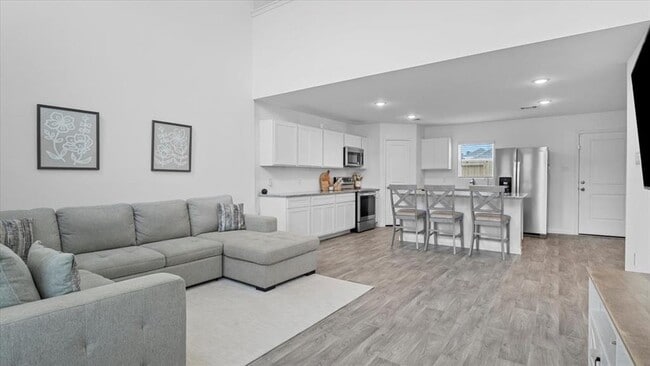 Building Photo - 16426 Valerie Marie Pl