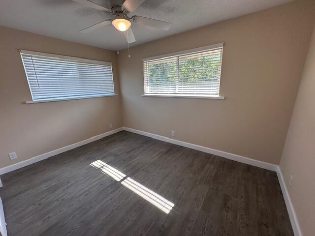 Building Photo - 2850 Hinda Rd