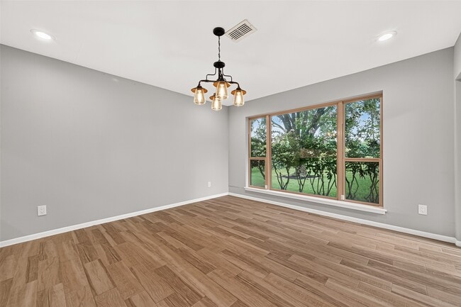 Building Photo - 2103 Winged Foot Dr