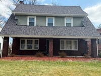 Building Photo - 1859 Goleta Ave