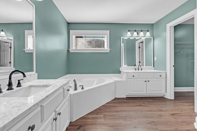 Building Photo - Charming Arlington Home with Modern Upgrades