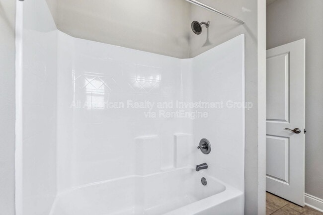 Building Photo - 2381 Belmont Dr