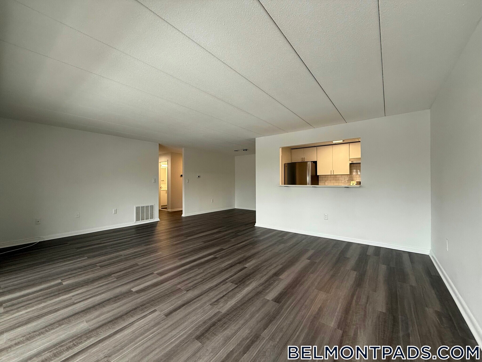 Building Photo - 55 Hill Rd