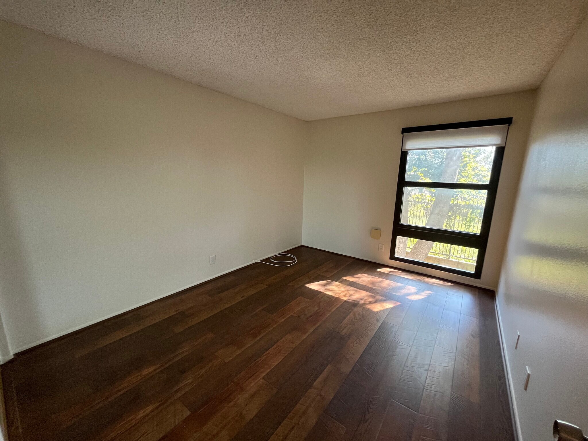 Building Photo - 7777 W 91st St