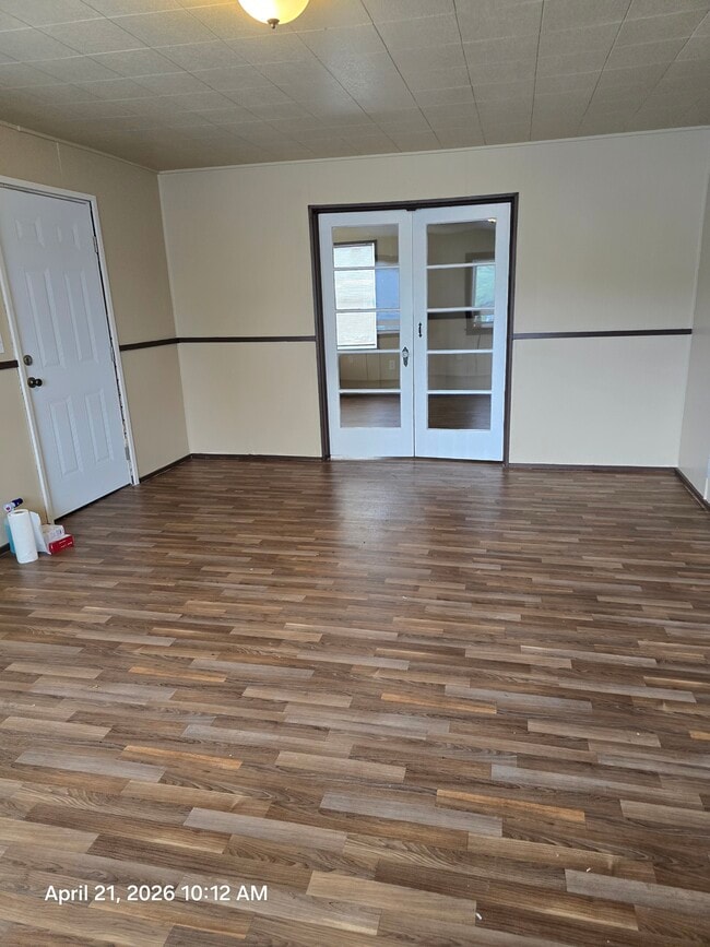 Building Photo - 1275 Rogue River Hwy