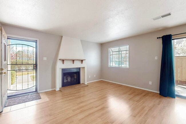 Building Photo - NE well located  Two Bedroom Condo.