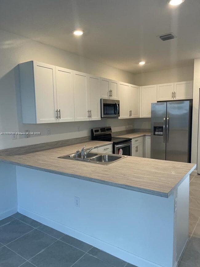 Building Photo - 13383 SW 287th Ter
