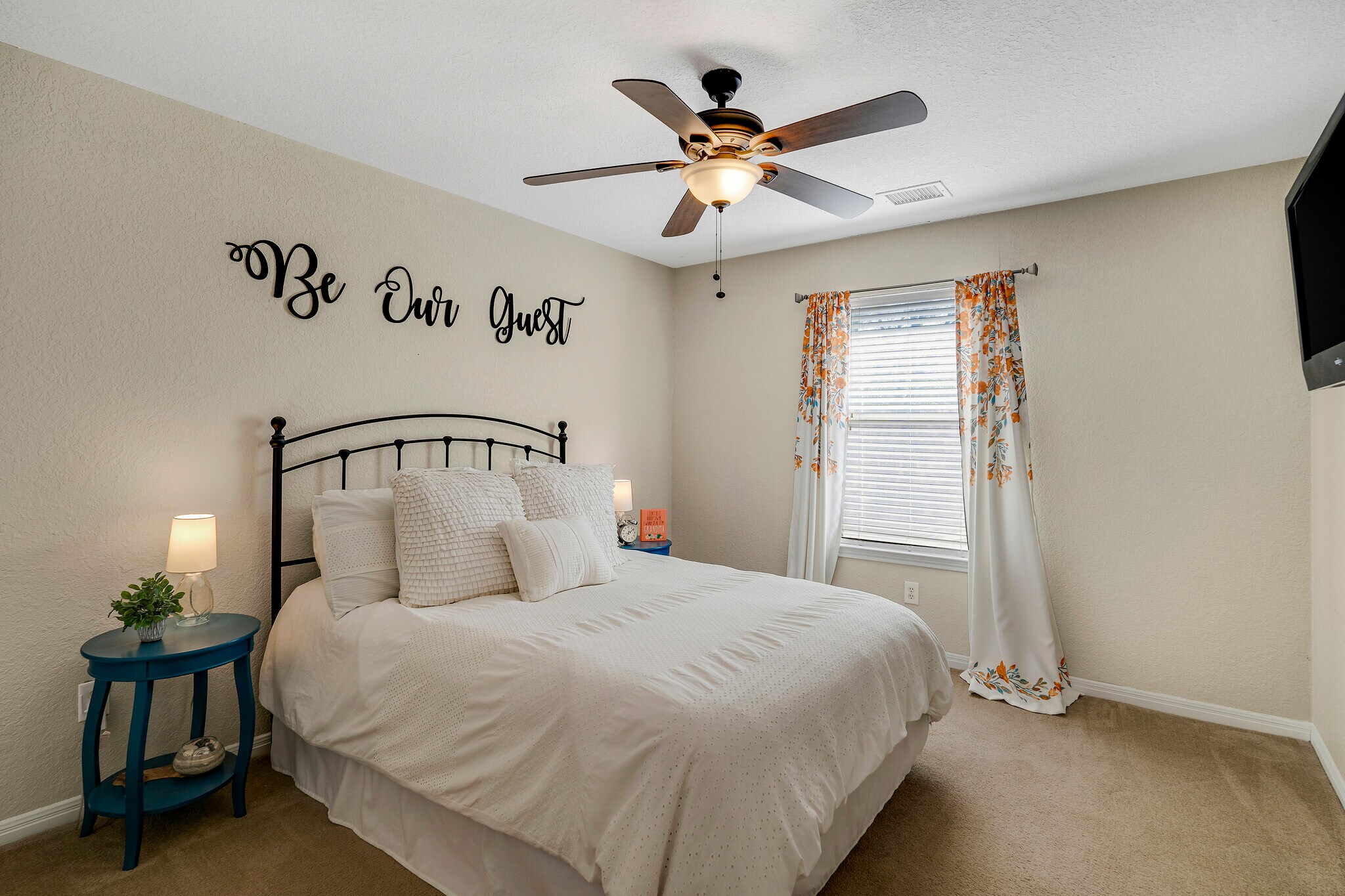 Building Photo - 10331 Mustang Rdg