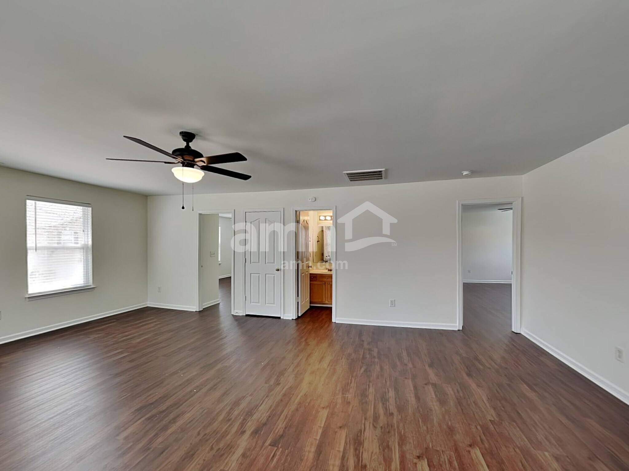 Building Photo - 104 Thorsen Dr