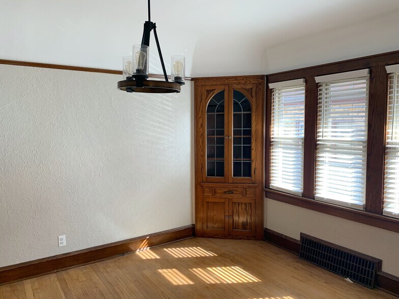 Building Photo - 2804 N 70th St