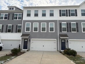 Building Photo - 10 Stanton Rd