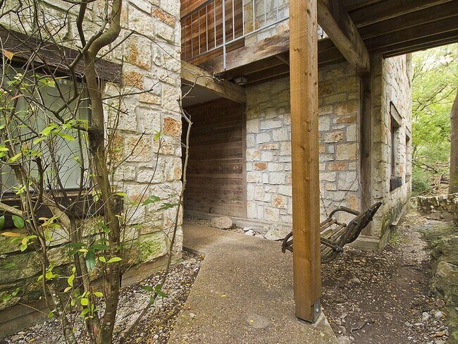 Building Photo - 8200 Neely Dr