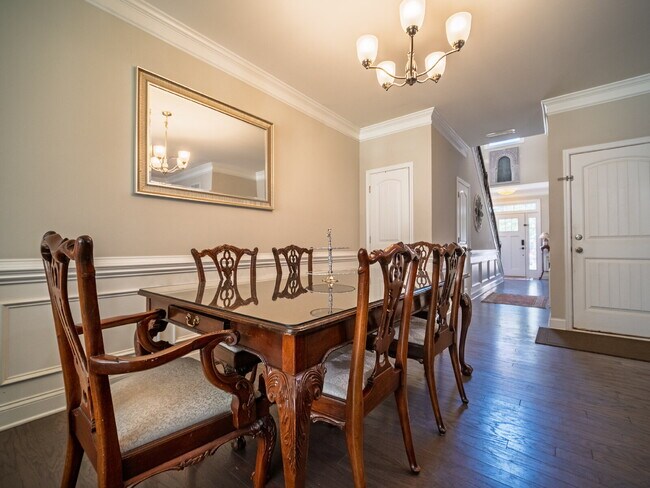 Building Photo - 4190 La Crema Dr