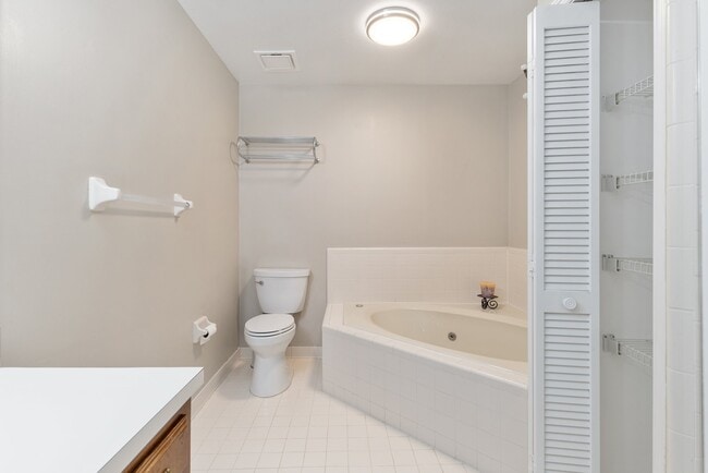 Building Photo - 3724 NW 54th Ln