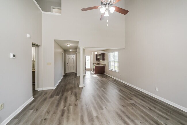 Building Photo - 4880 Briona St