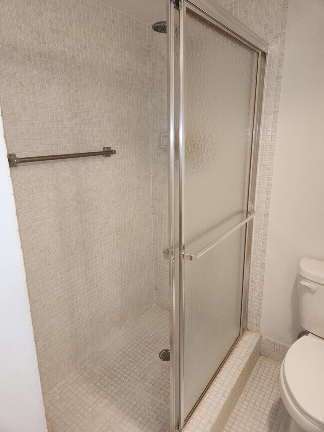 Building Photo - 4053 Wolverton C