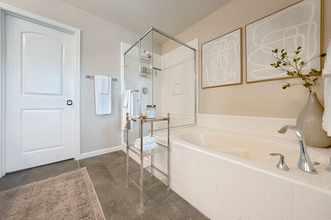 Building Photo - Designer Upgrades & Custom Touches in This Beautiful Rancho Cordova 3-Bedroom Home