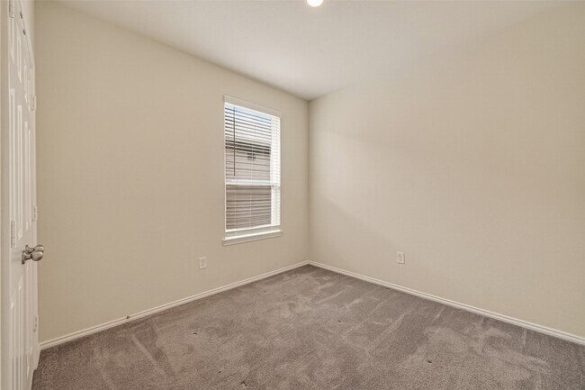 Building Photo - 25543 Pitchfork Ranch Pl