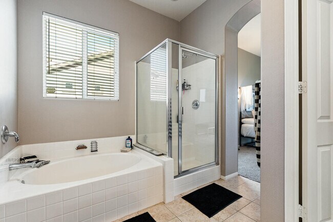 Building Photo - 49418 Wayne St