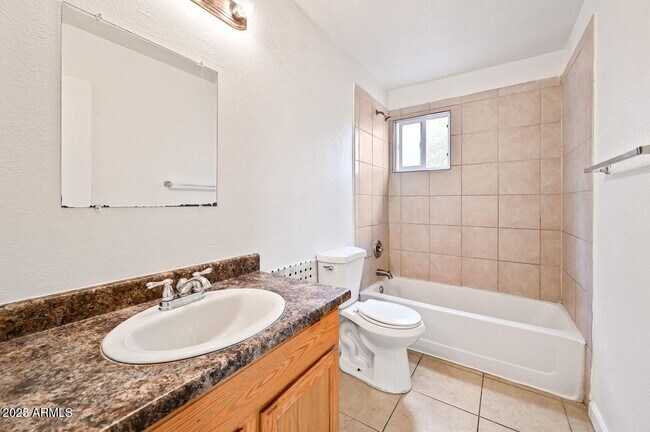 Building Photo - 1908 E Broadway Rd