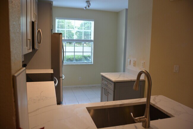 Building Photo - 4030 NW 90th Way