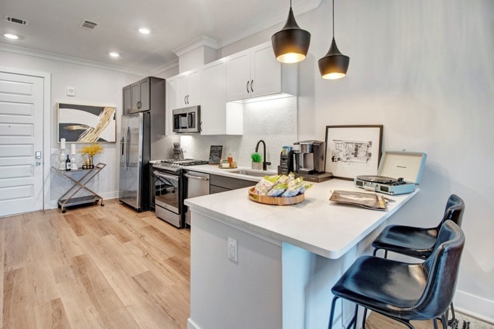 Building Photo - Crossroads at the Gulch Apartments