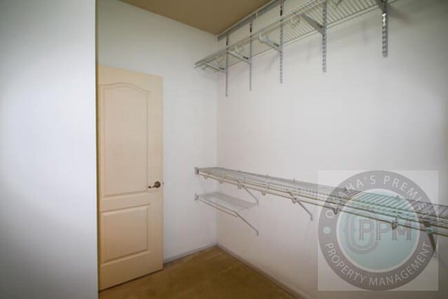 Building Photo - 809 Lake Tahoe Dr