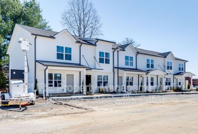 Building Photo - 619 Hadley Vlg Blvd