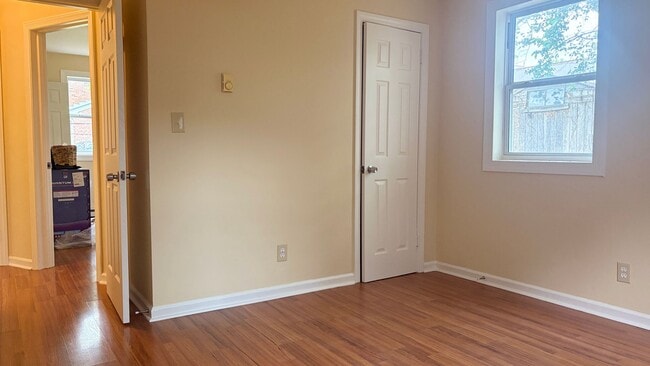 Building Photo - DVI122#-DJ
