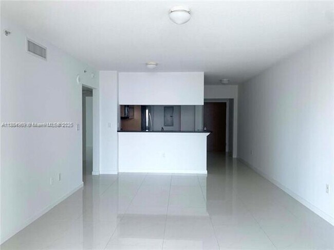 Building Photo - 31 SE 5th St