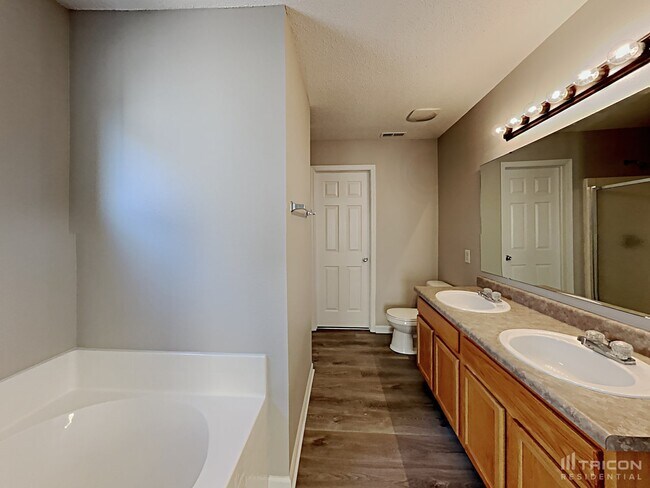 Building Photo - 7967 Alamosa Ln