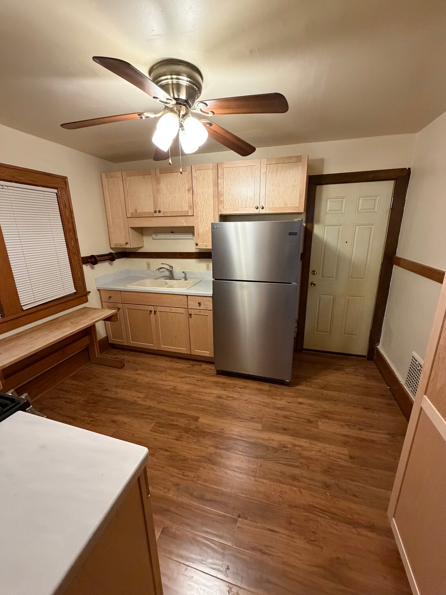 Building Photo - 141 Congress Ave