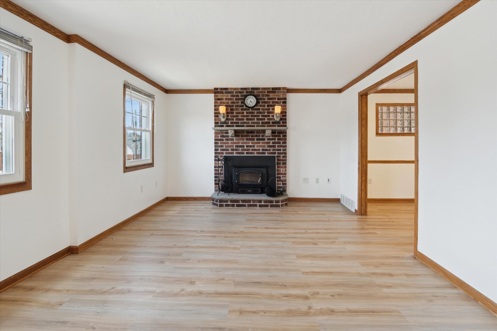 Building Photo - 4125 Tuxey Ave